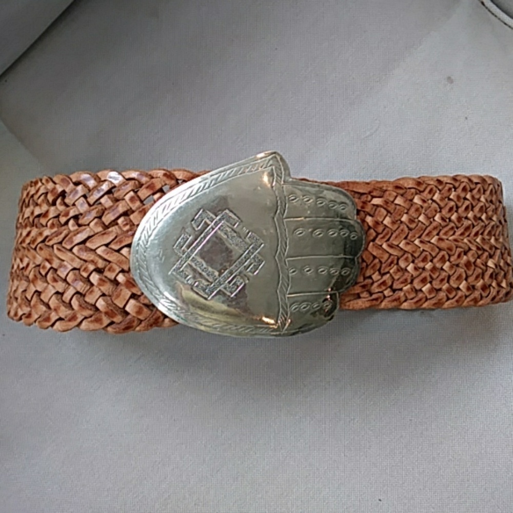🌼. Moroccan belt Silver etched woven leather
